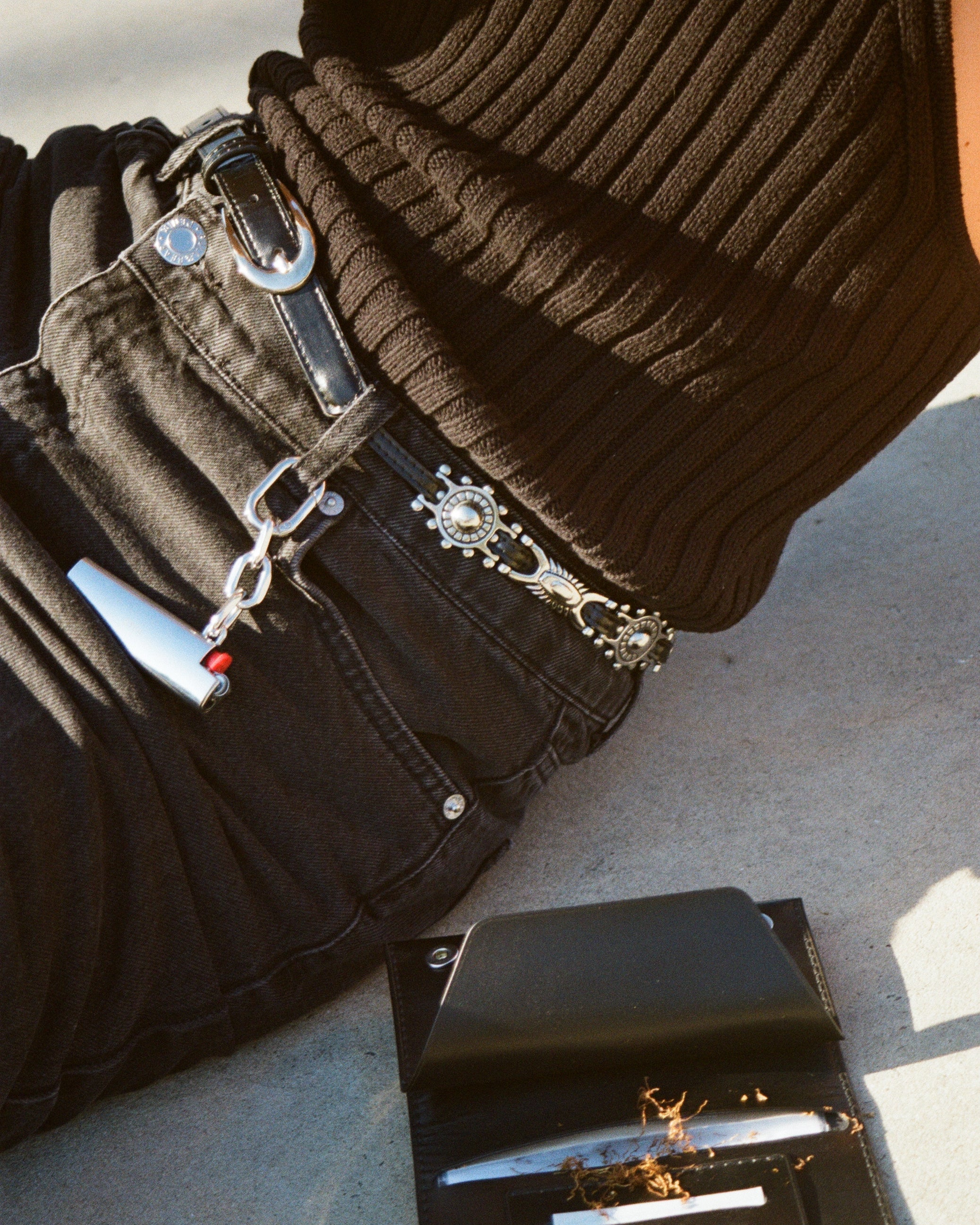 LIGHTER CASE CARABINER